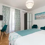 Deluxe Suite Navis