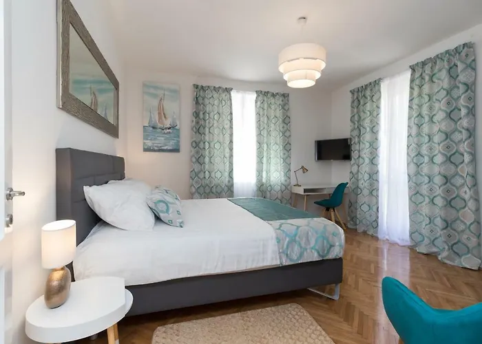 Deluxe Suite Navis